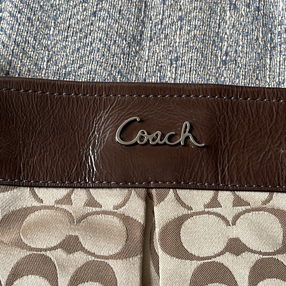 Coach Ashley Sateen Signature C Hobo Purse Brown Tan Hippie - Picture 5 of 16